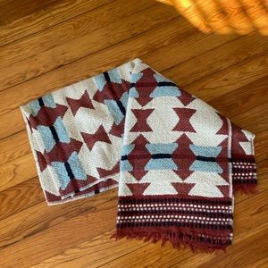 Thick and chunky madewell patterned winter scarf
